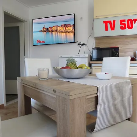 Casa Rossa בפורטורוז